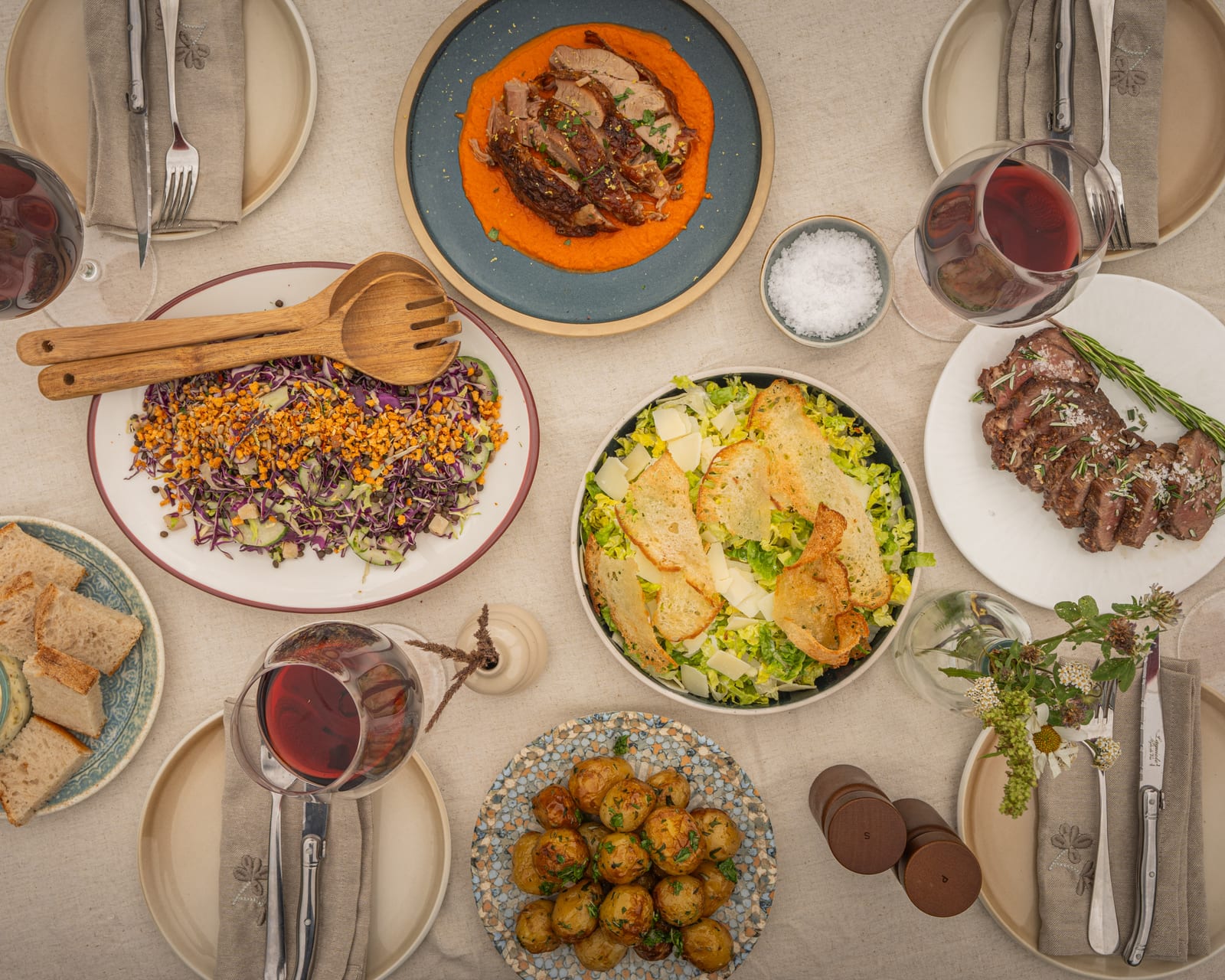 DiningSix Favoritmenu – kylling, oksecuvette og sides i fade